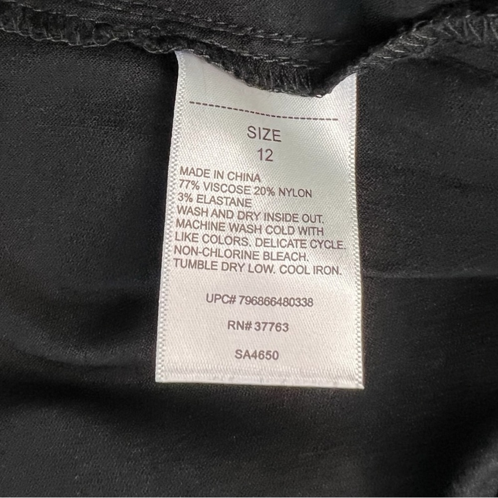 Rafaella Comfort Pull On Black Capri Size 12 - Picture 5 of 5